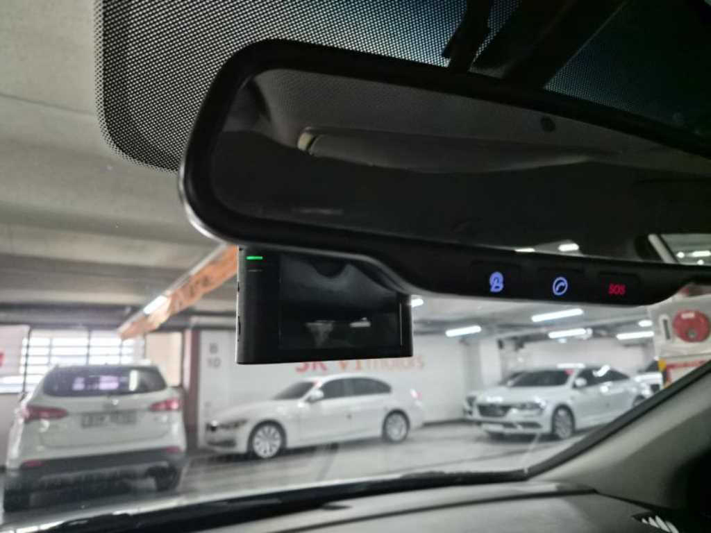 HYUNDAI Sonata - Vista 12