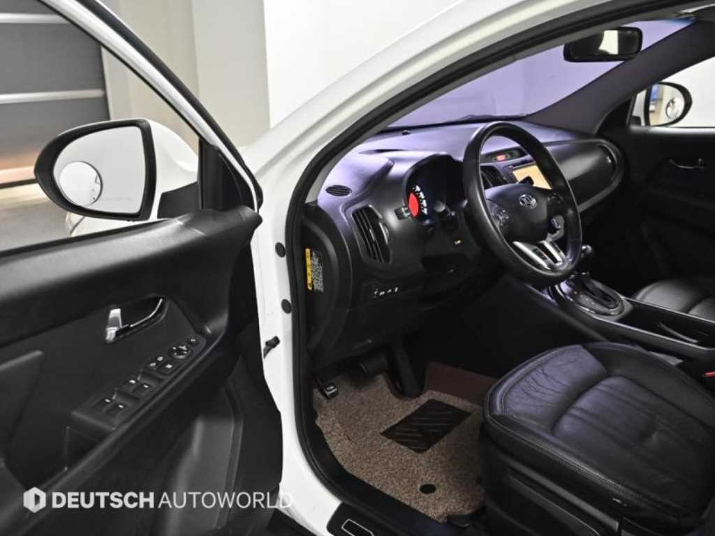 KIA Sportage - Vista 11