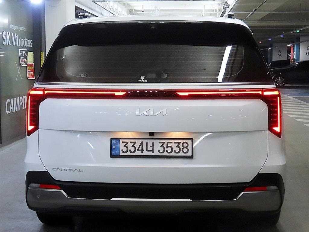 KIA Carnival - Vista 2