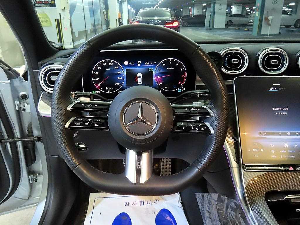 Mercedes Benz C Class - Vista 8