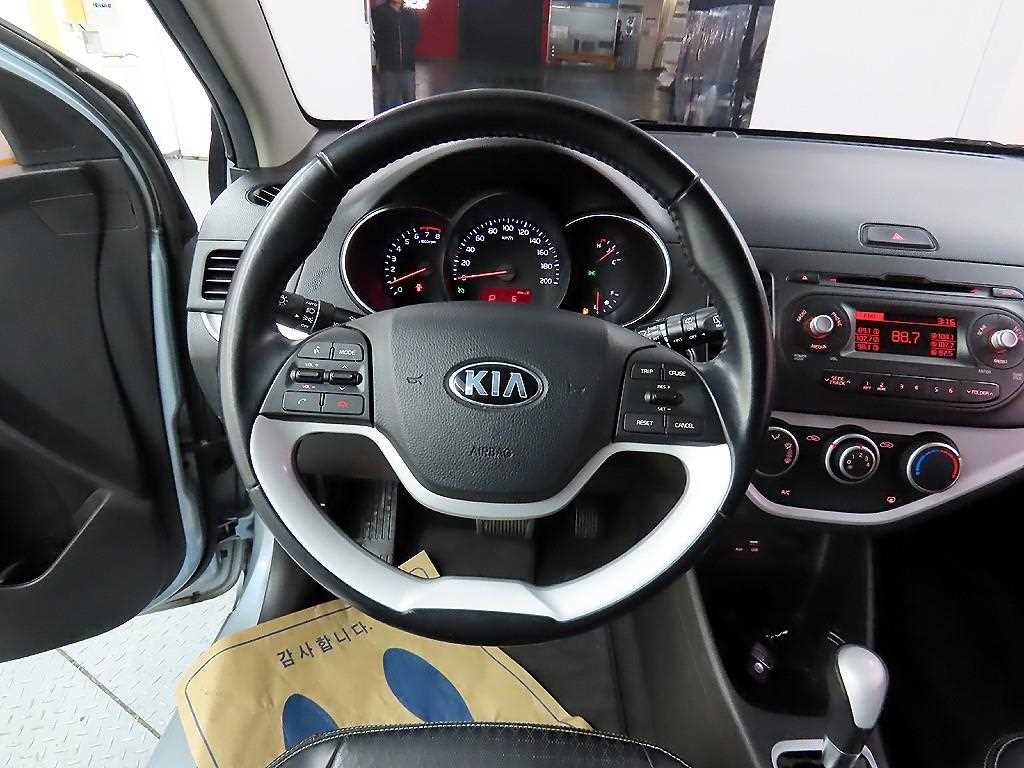 KIA Morning - Vista 9