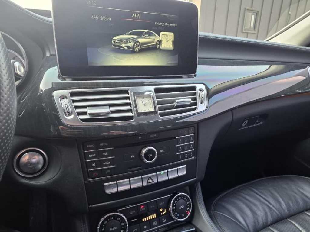 Mercedes Benz CLS Class - Vista 2