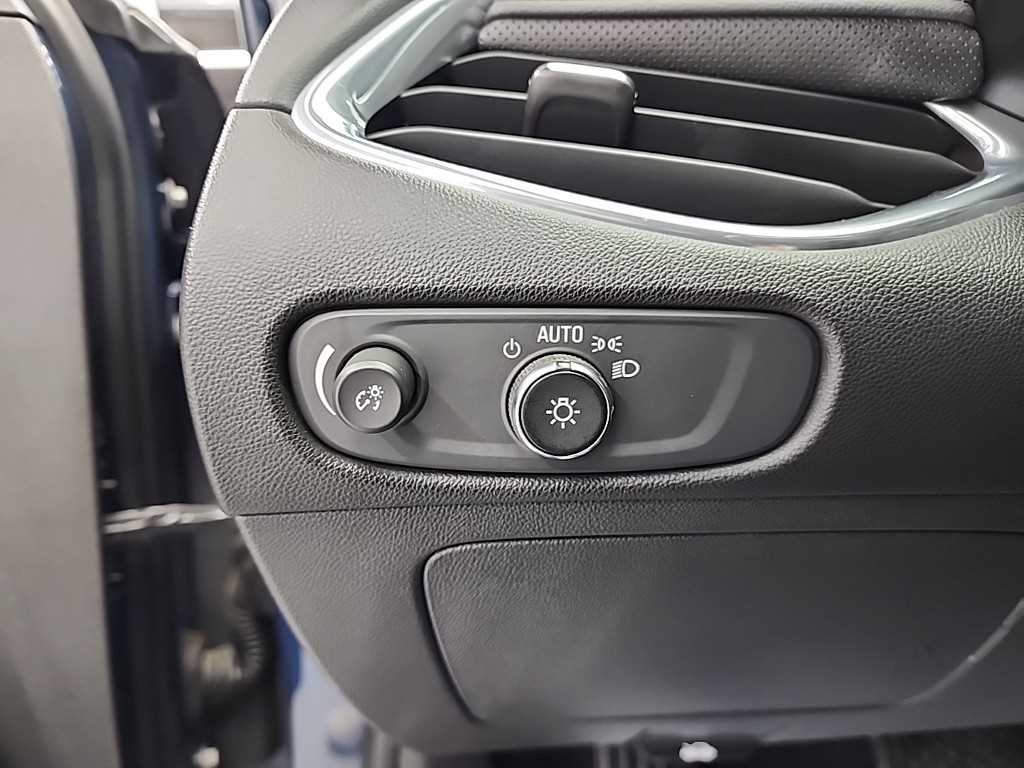 Chevrolet Malibu 2019 Azul - Importación desde Corea - HF Imports Iquique - Foto 18