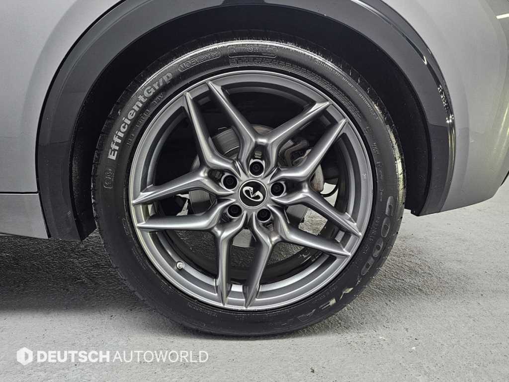 Infiniti Q - Vista 5