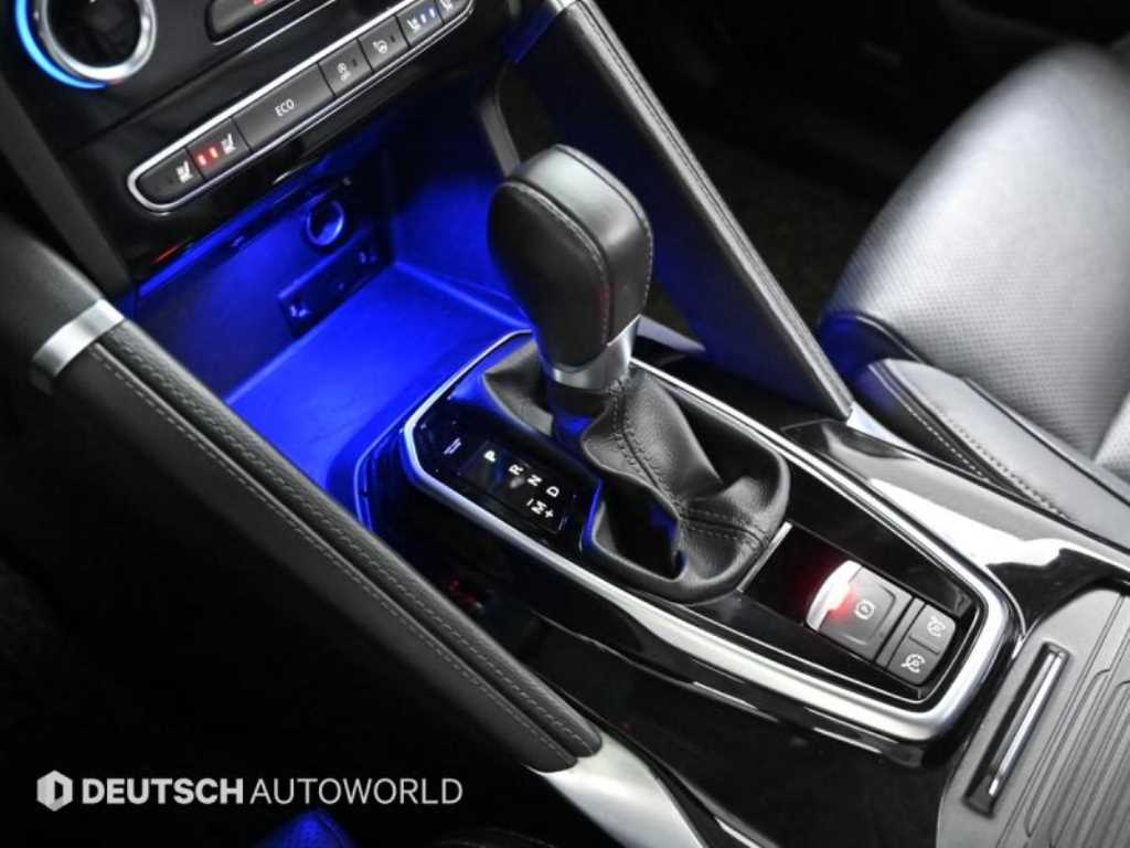 SAMSUNG QM6 - Vista 9