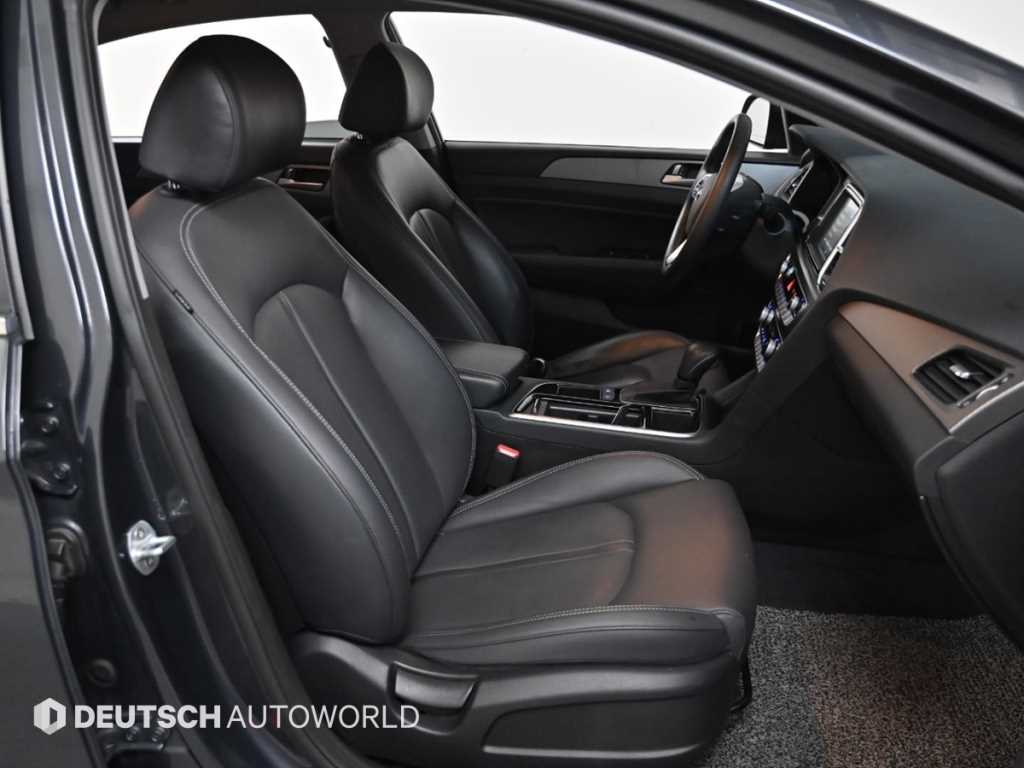 HYUNDAI Sonata - Vista 10