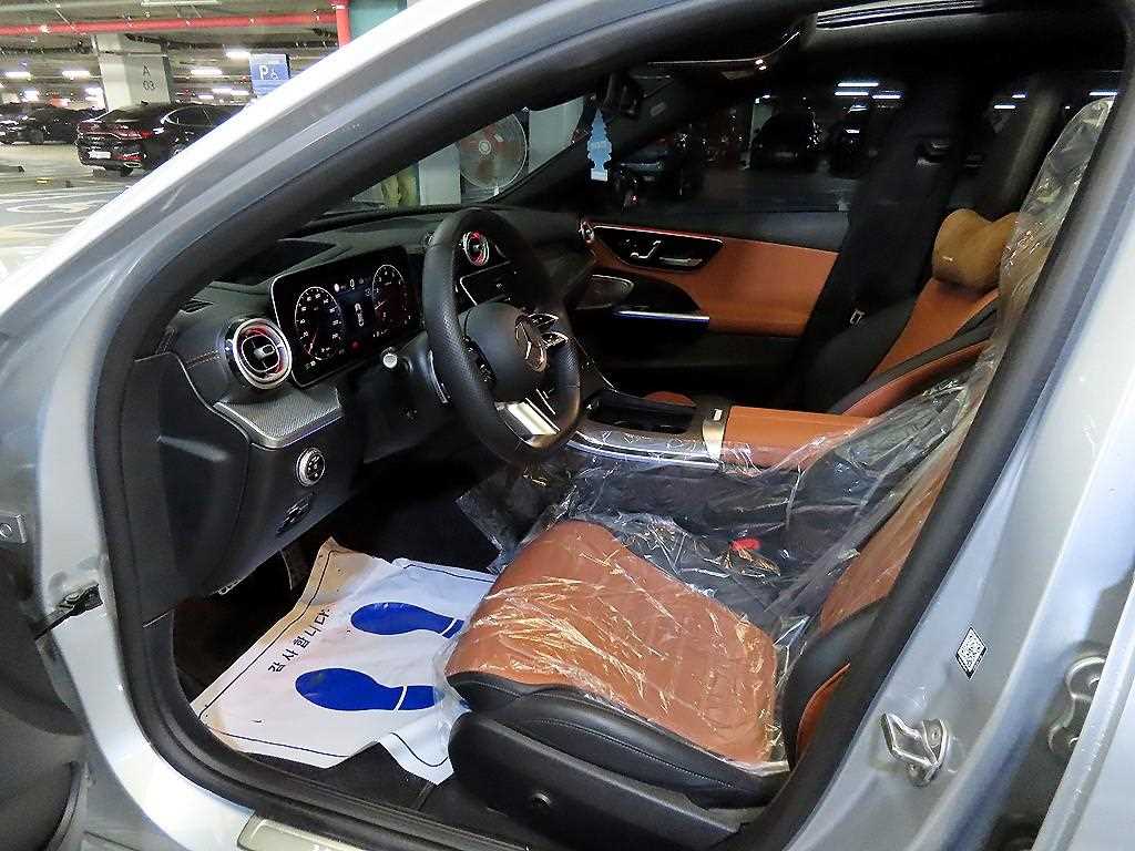 Mercedes Benz C Class - Vista 6