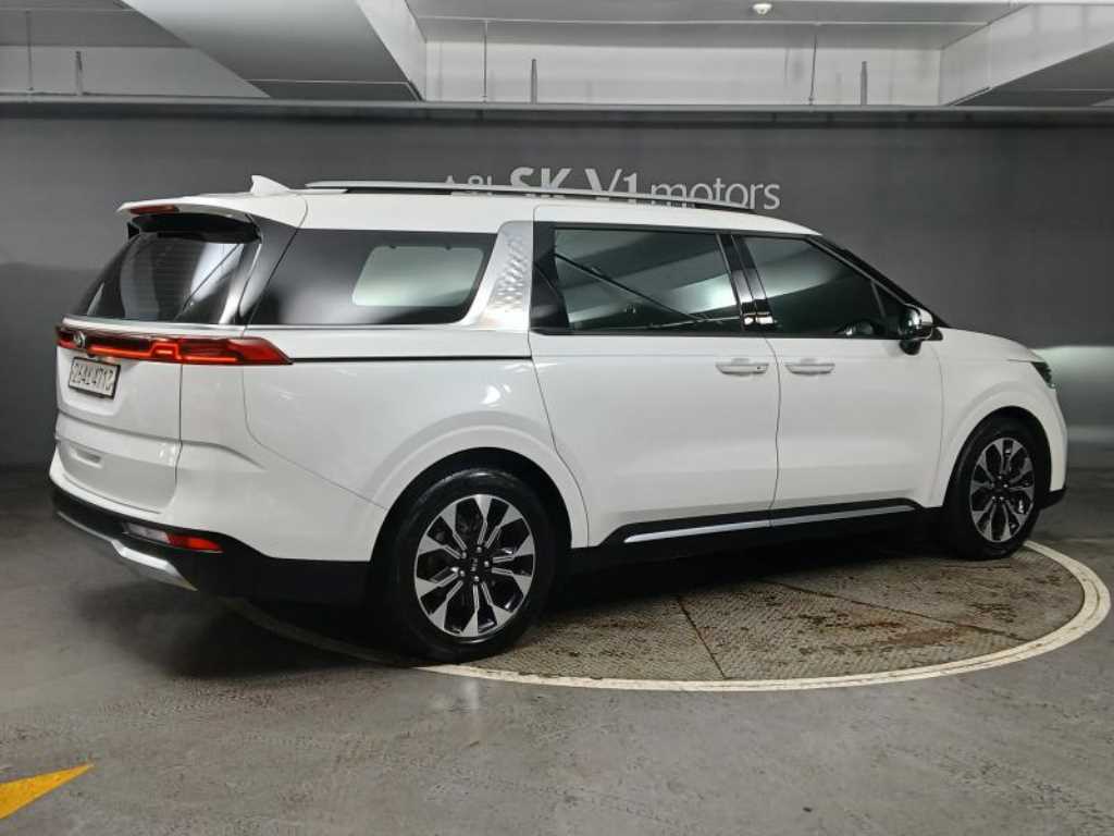 KIA Carnival - Vista 4