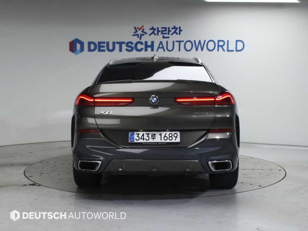 BMW X6 - Vista 4