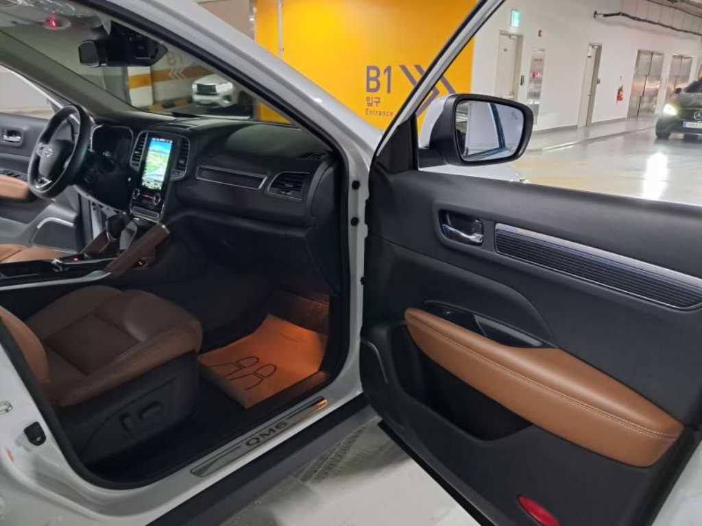 SAMSUNG QM6 2023 Blanco - Importación desde Corea - HF Imports Iquique - Foto 18