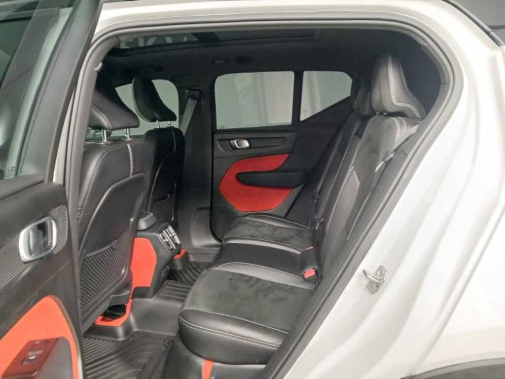 Volvo XC40 - Vista 7