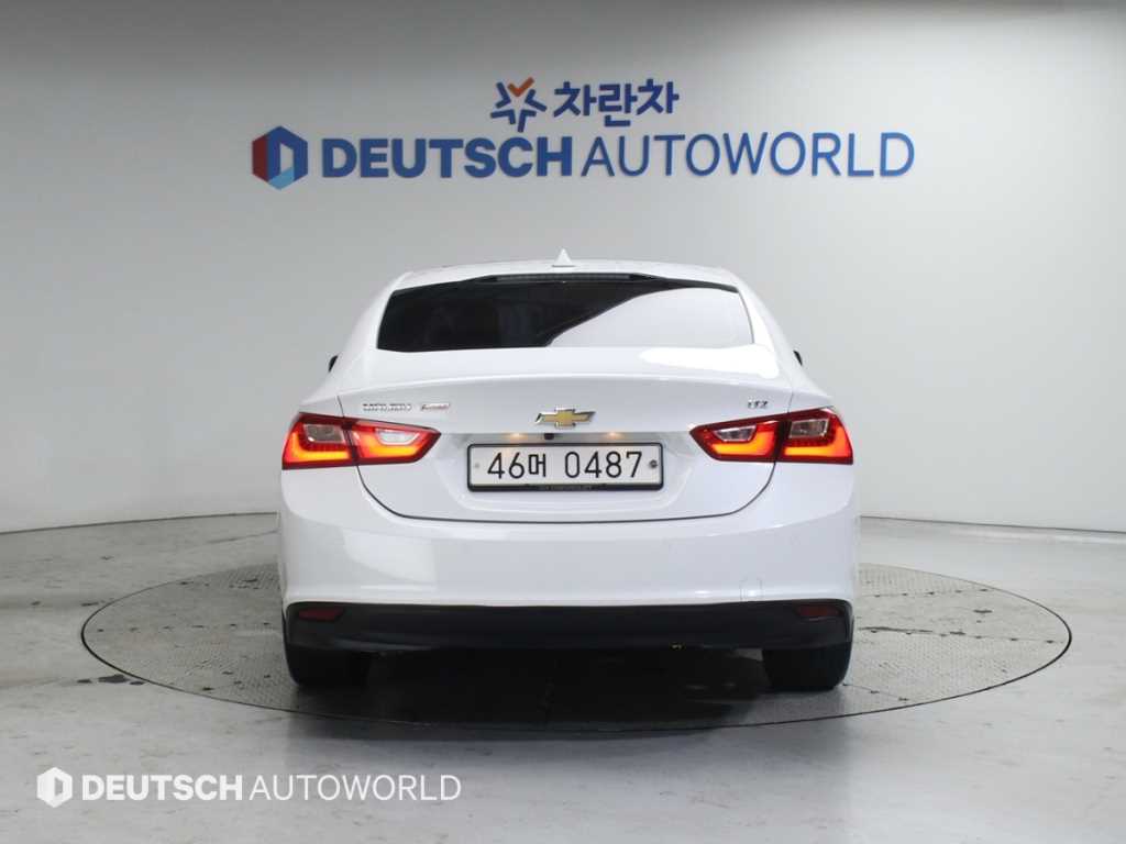 Chevrolet Malibu - Vista 4