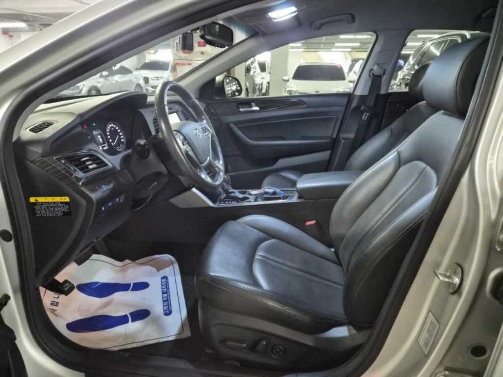 HYUNDAI Sonata - Vista 5