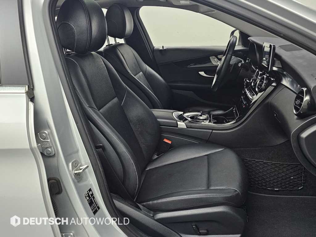 Mercedes Benz C Class - Vista 10