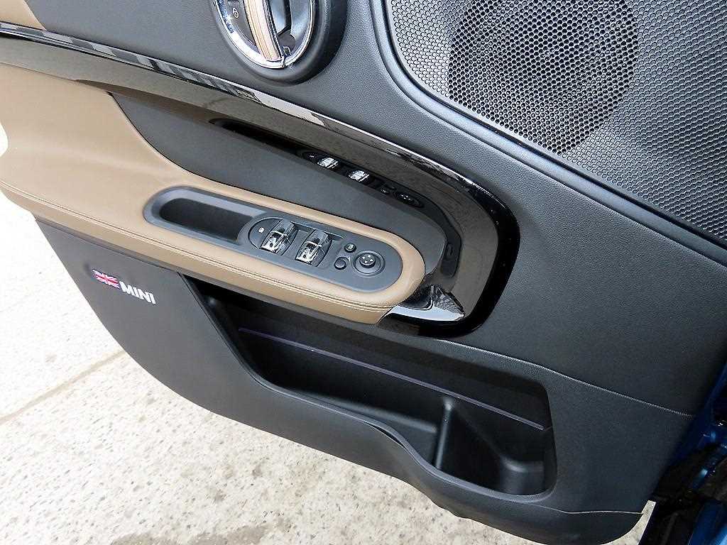 Mini Countryman - Vista 11