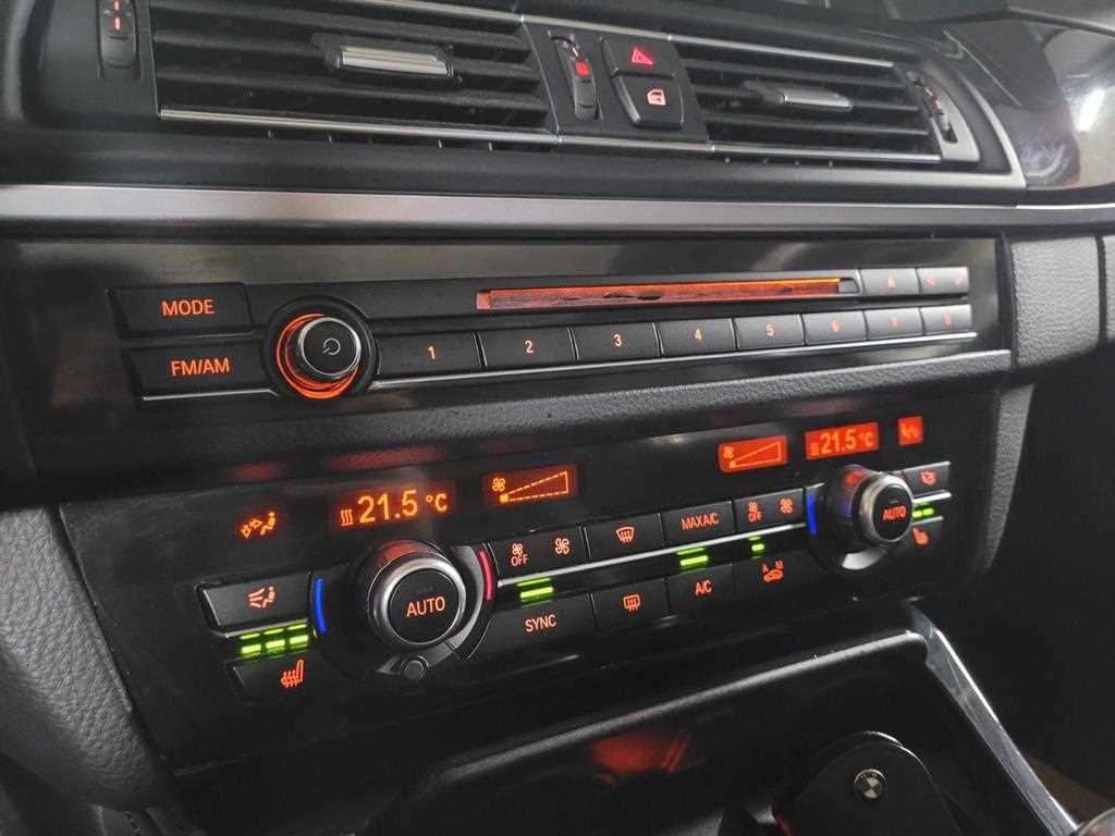 BMW 5 Series 2016 Negro - Importación desde Corea - HF Imports Iquique - Foto 15