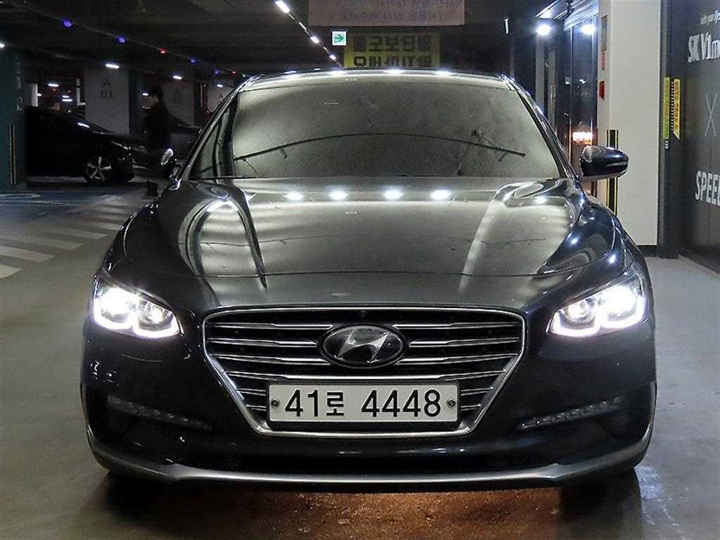 HYUNDAI Grandeur - Vista 2