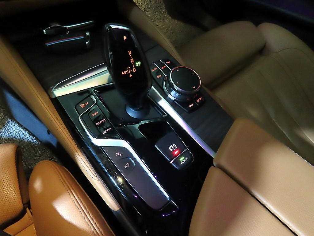 BMW 5 Series - Vista 12