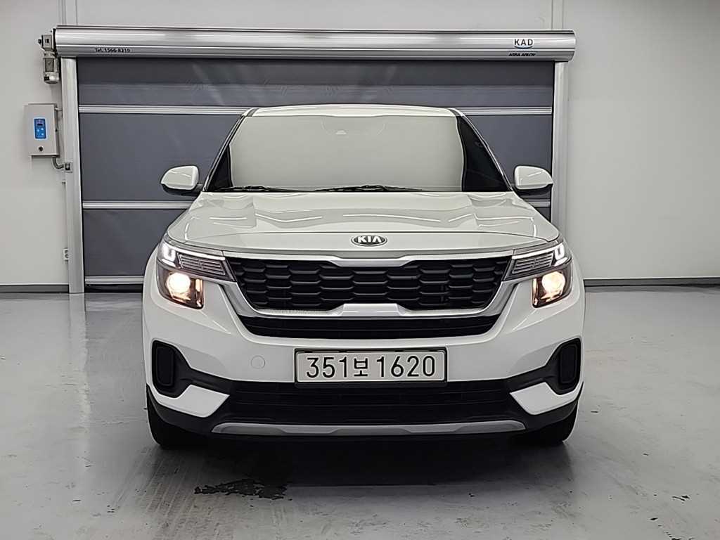 KIA Seltos - Vista 2