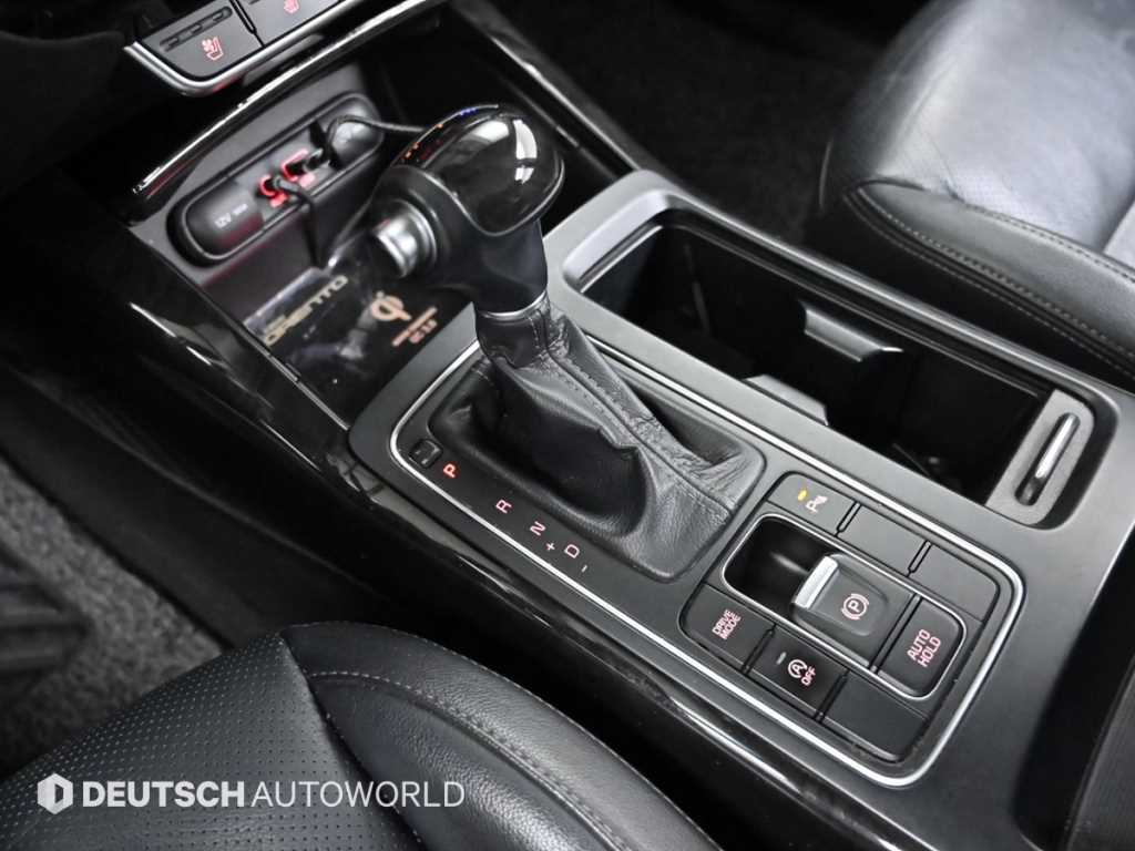 KIA Sorento - Vista 9