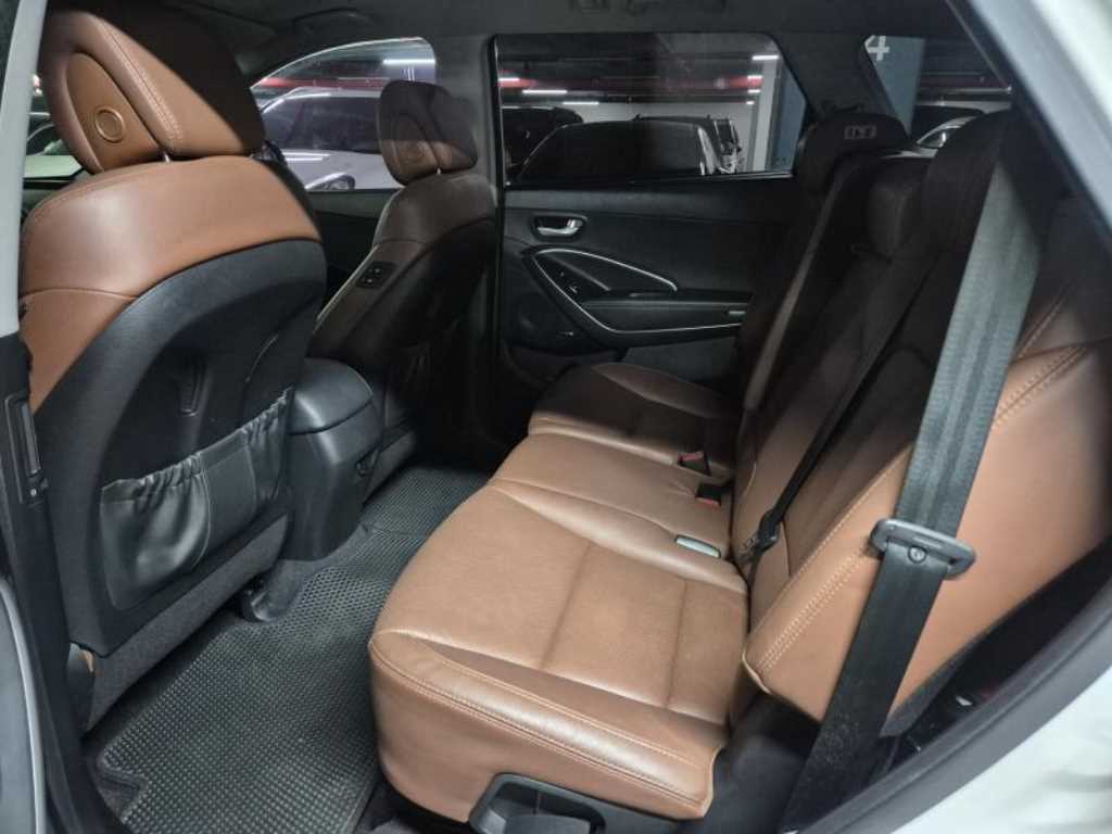 HYUNDAI Maxcruz - Vista 8