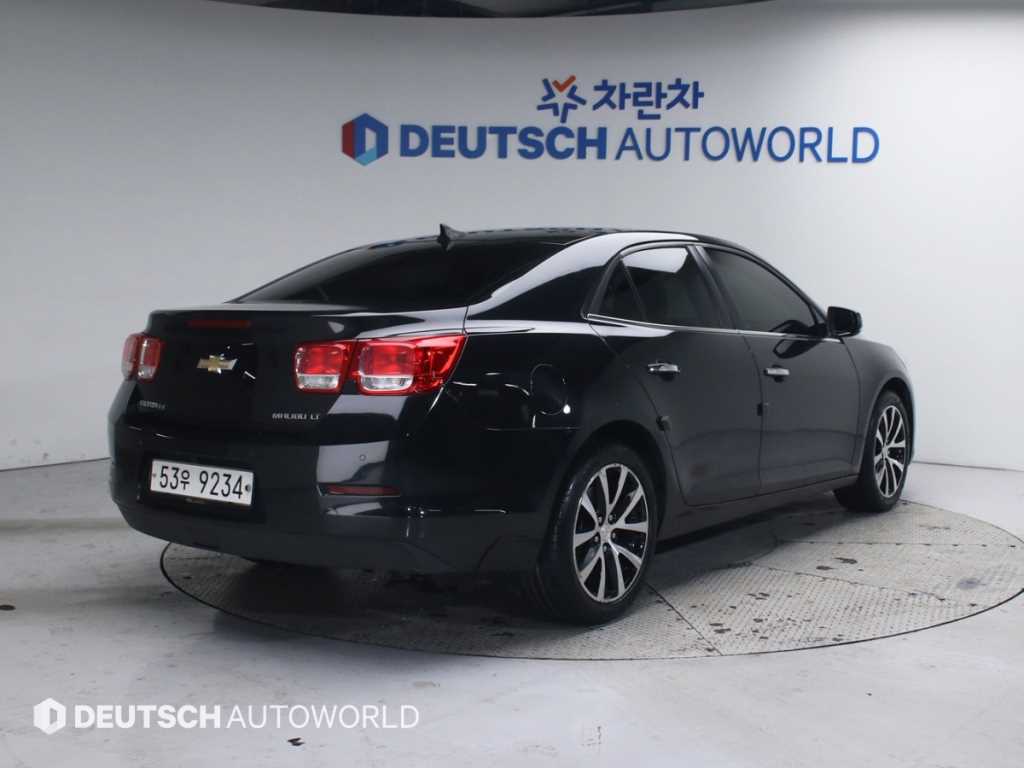 Chevrolet Malibu - Vista 2