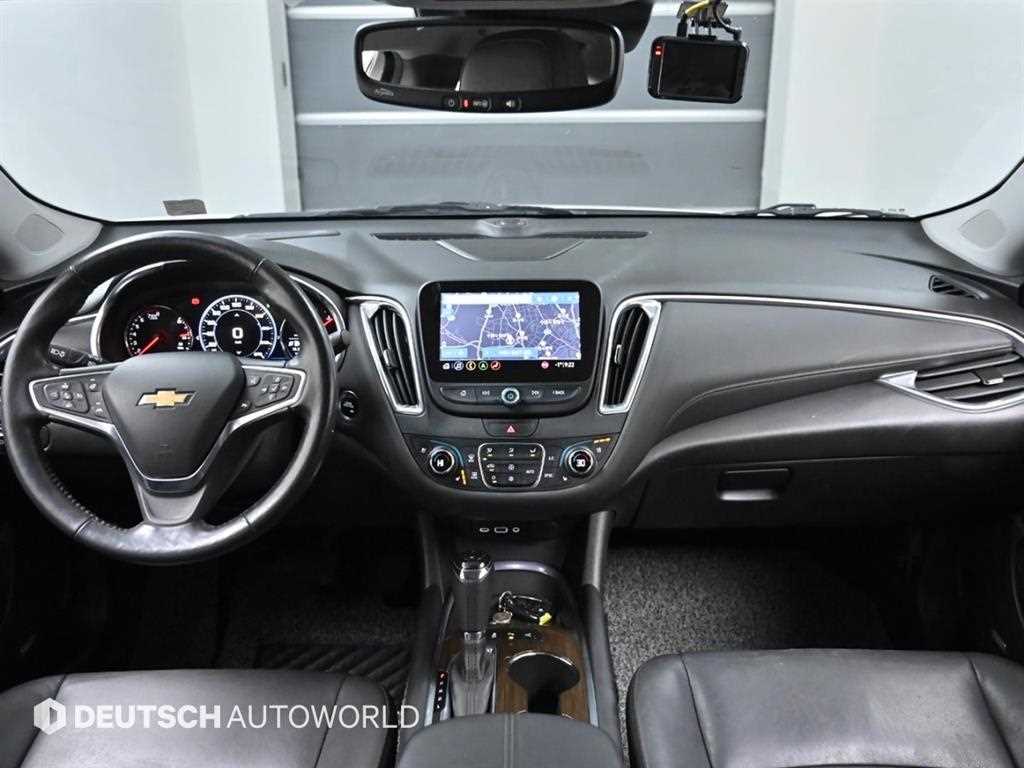 Chevrolet Malibu - Vista 7