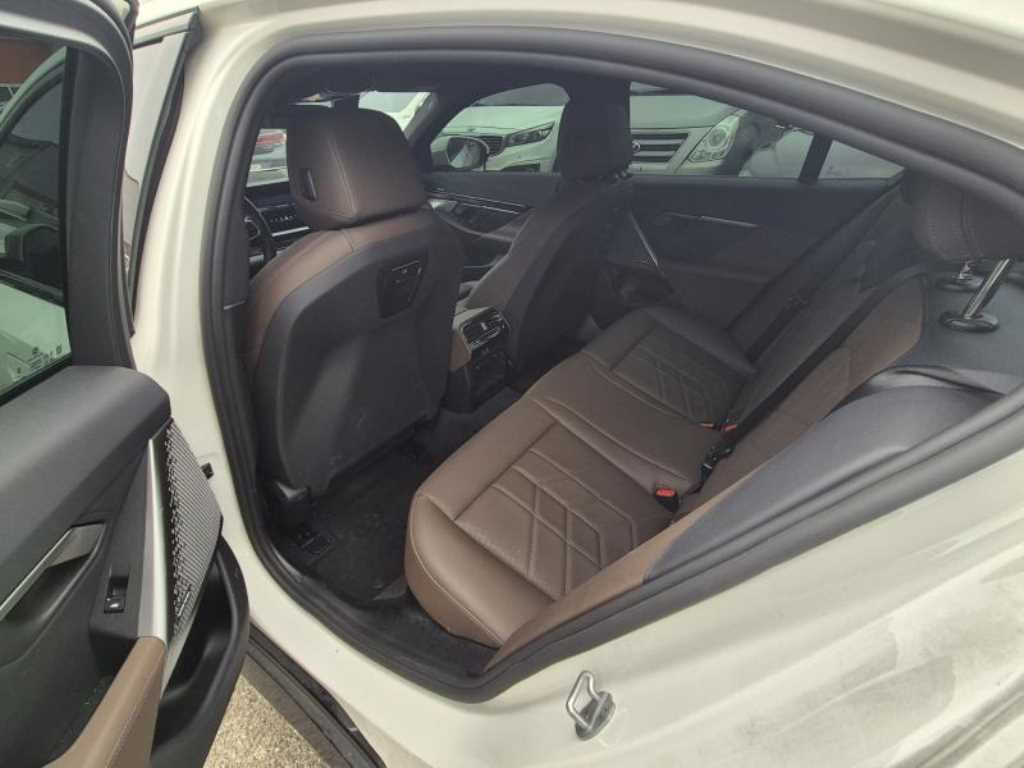 BMW 5 Series - Vista 6