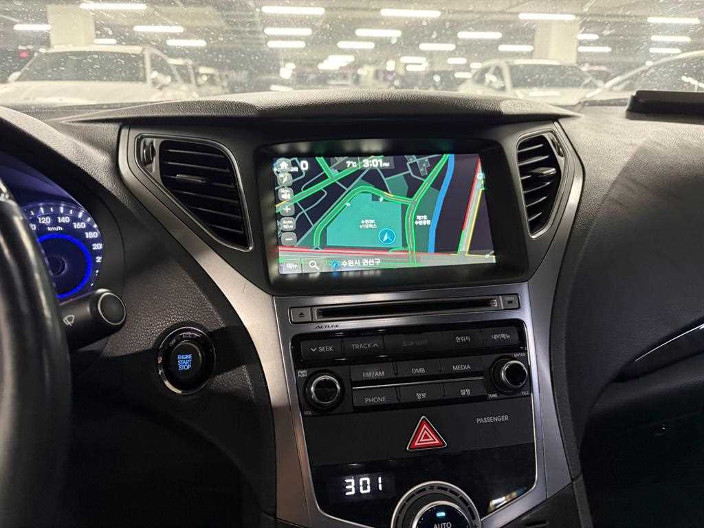 HYUNDAI Grandeur - Vista 6