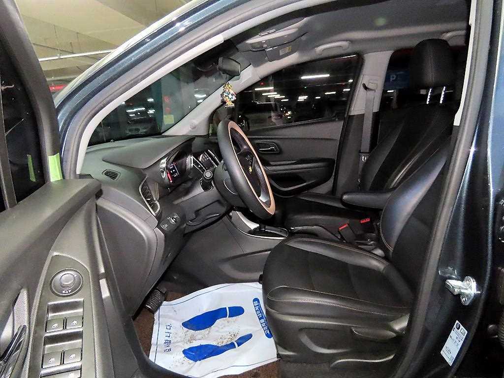 Chevrolet Trax - Vista 6