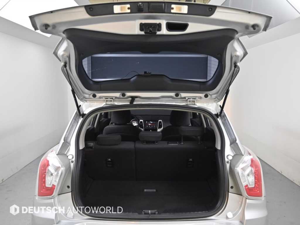 Ssangyong Tivoli 2019 Gris - Importación desde Corea - HF Imports Iquique - Foto 20