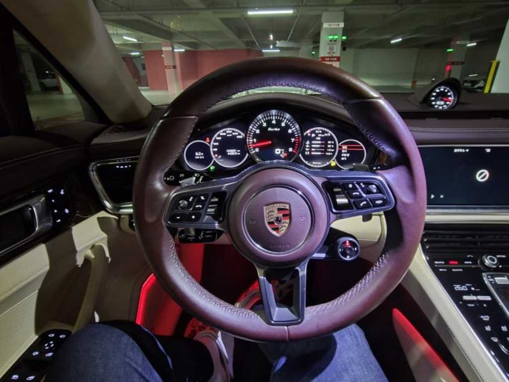 Porsche Panamera - Vista 6