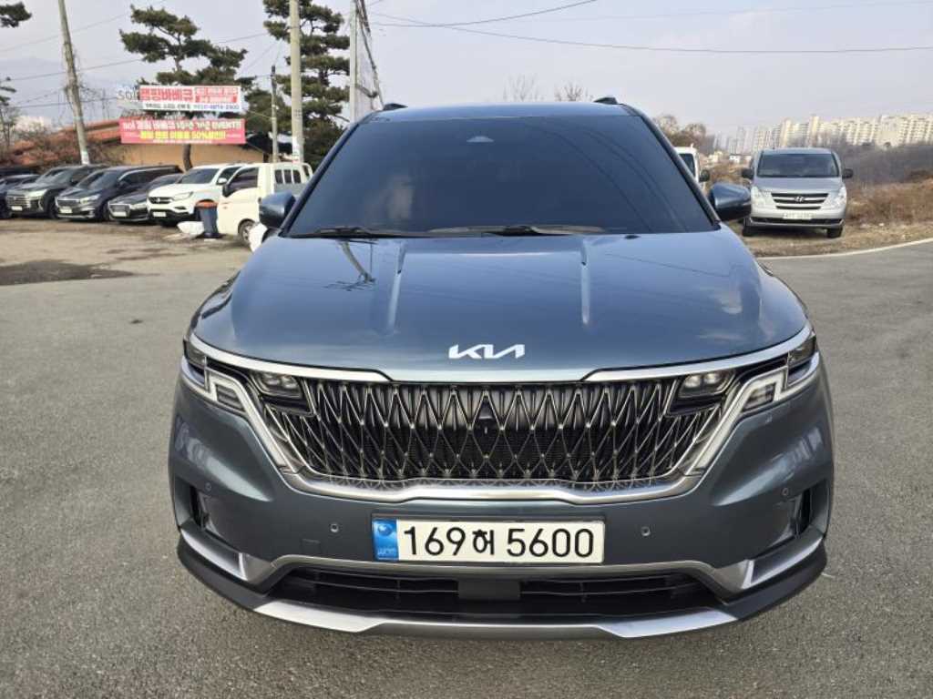 KIA Carnival - Vista 3