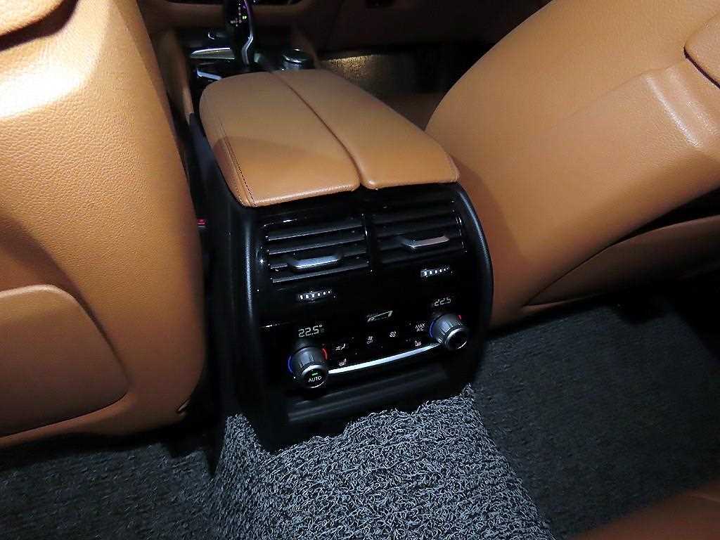 BMW 5 Series 2017 Gris - Importación desde Corea - HF Imports Iquique - Foto 14