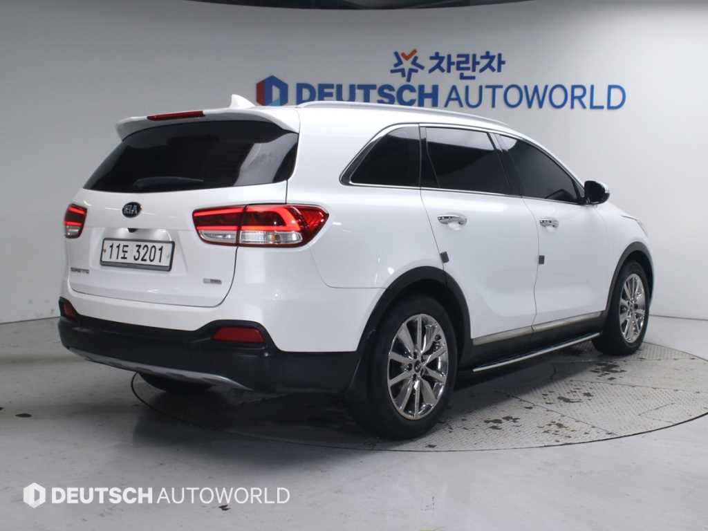 KIA Sorento - Vista 3