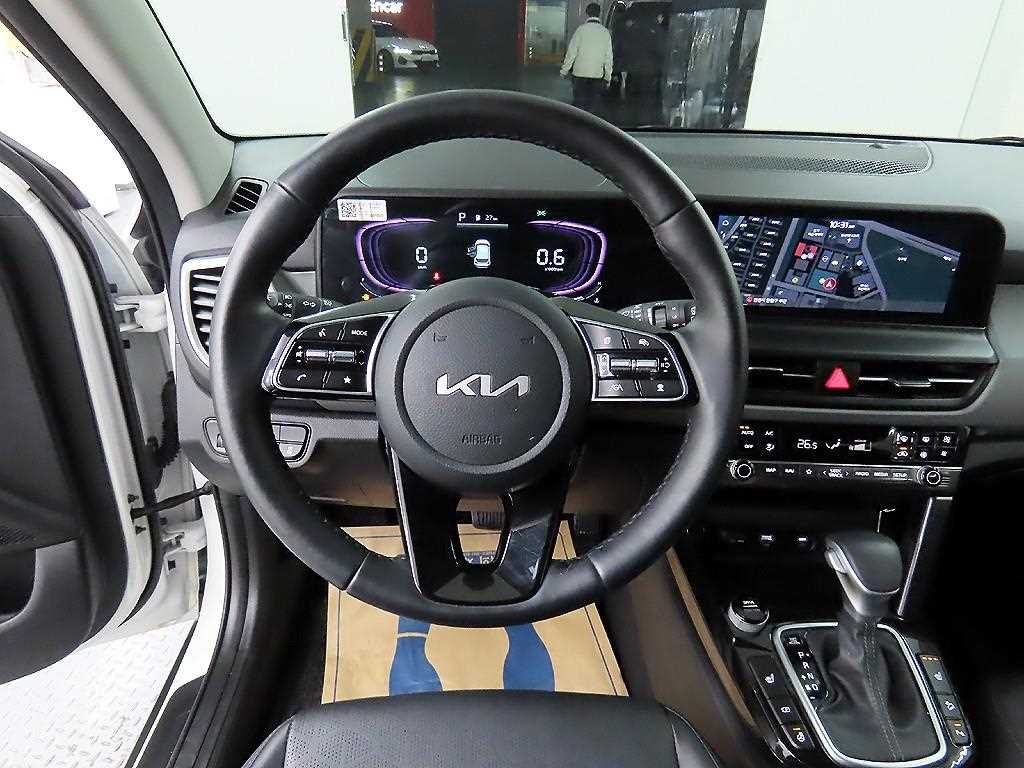 KIA Seltos - Vista 9