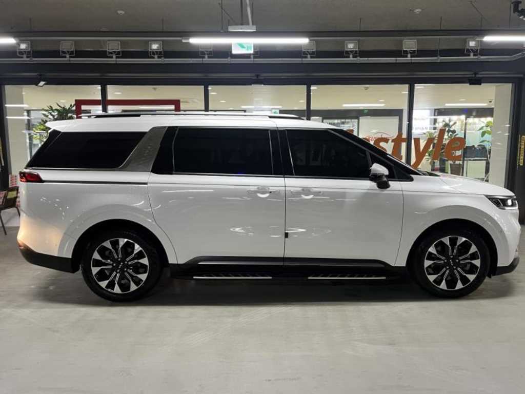 KIA Carnival - Vista 2