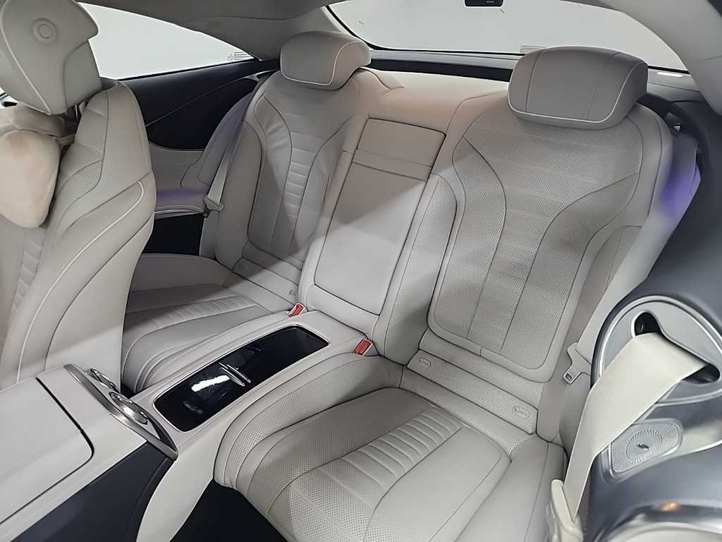 Mercedes Benz S Class - Vista 12