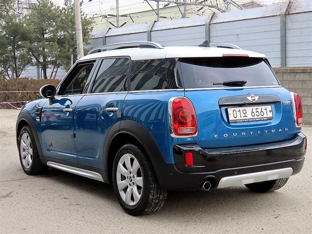 Mini Countryman - Vista 3