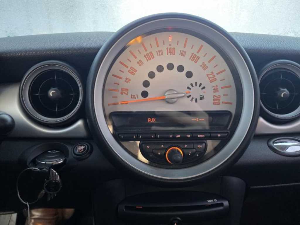 Mini Cooper - Vista 4