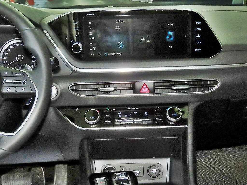 HYUNDAI Sonata - Vista 11