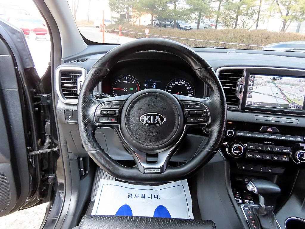 KIA Sportage - Vista 8