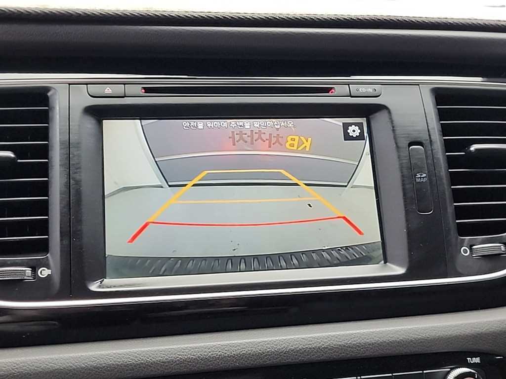 KIA Carnival 2015 Negro - Importación desde Corea - HF Imports Iquique - Foto 17