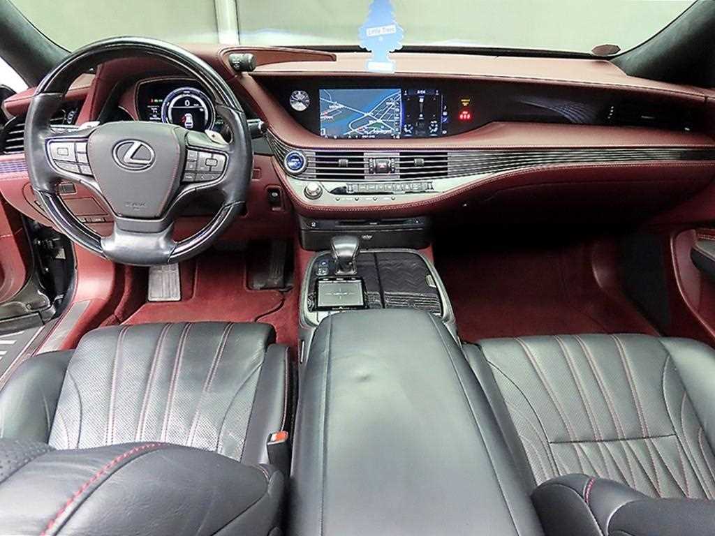 Lexus LS - Vista 7