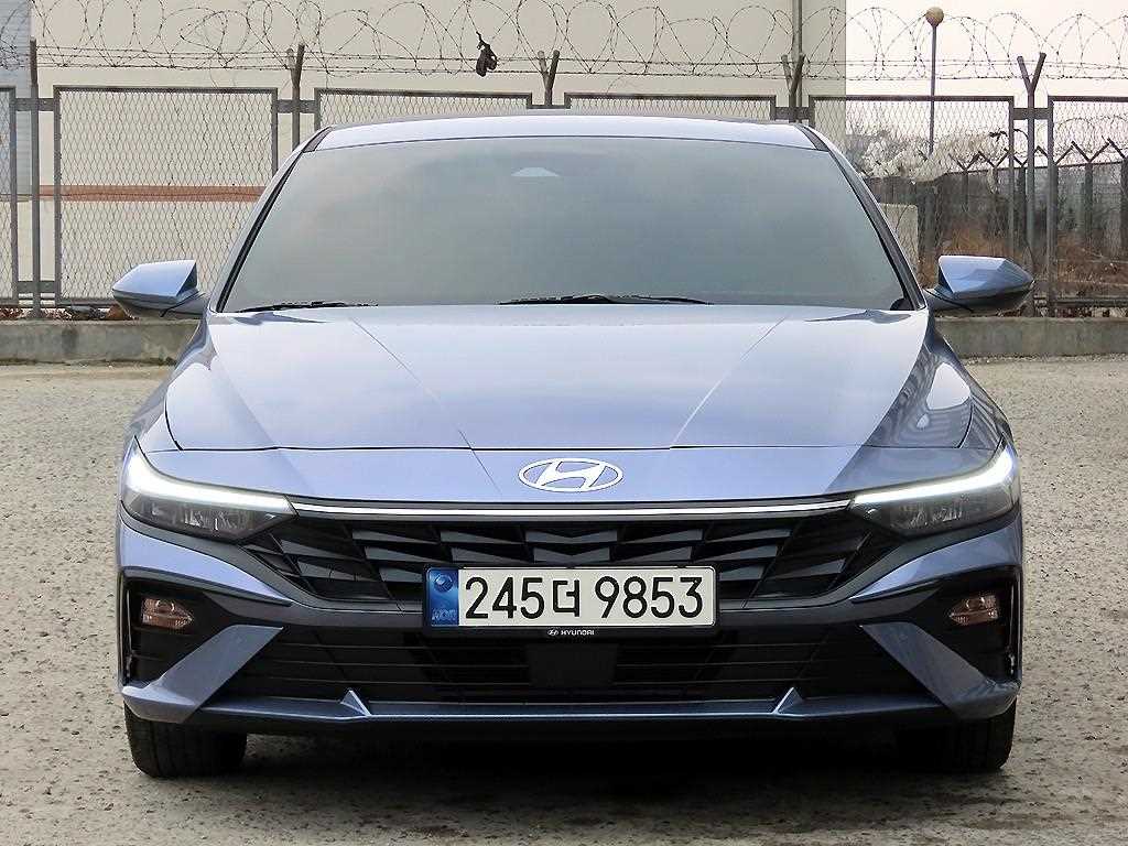 HYUNDAI Avante 2026 Verde - Importación desde Corea - HF Imports Iquique - Foto 1