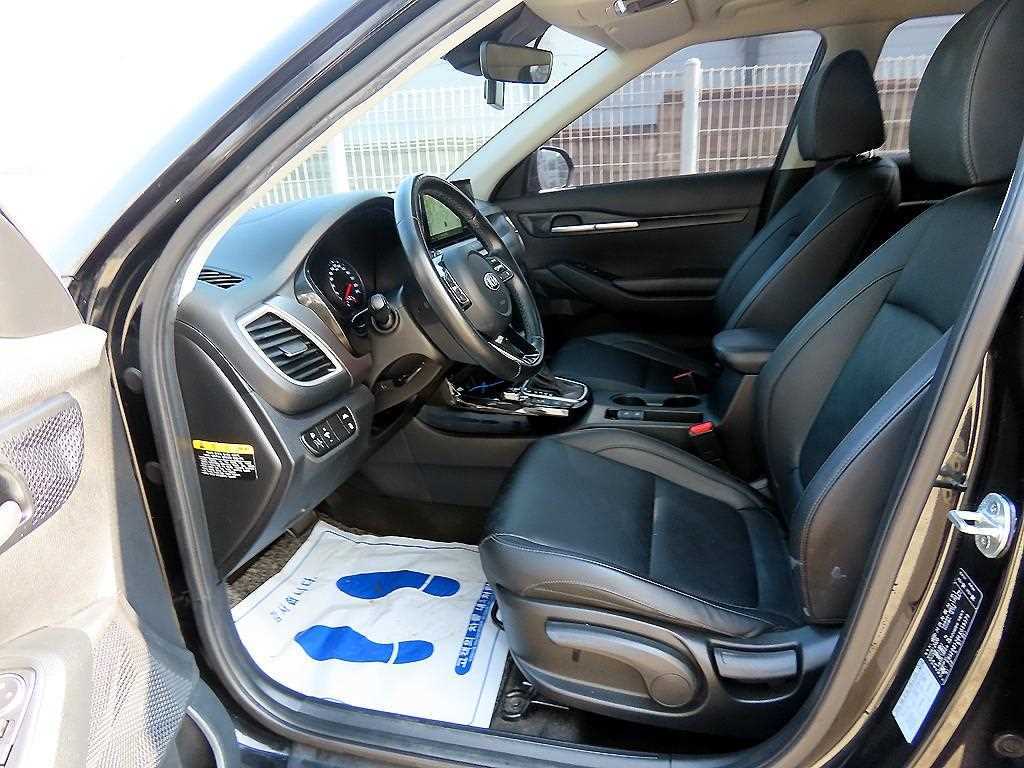 KIA Seltos - Vista 5