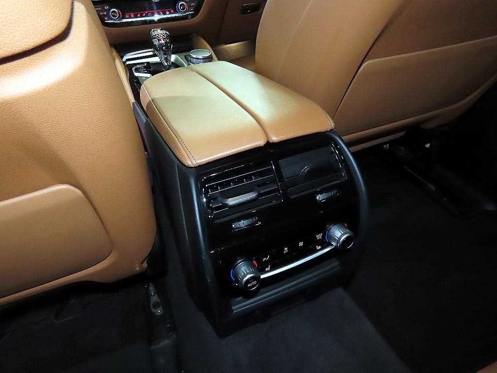 BMW 5 Series 2017 Blanco - Importación desde Corea - HF Imports Iquique - Foto 16