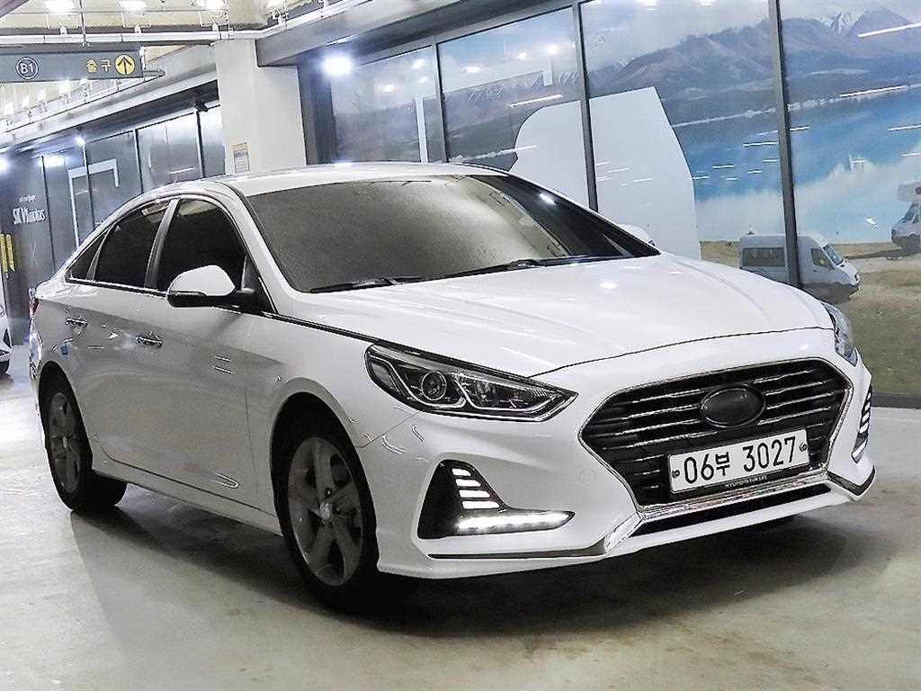 HYUNDAI Sonata 2018 Blanco - Importación desde Corea - HF Imports Iquique - Foto 1
