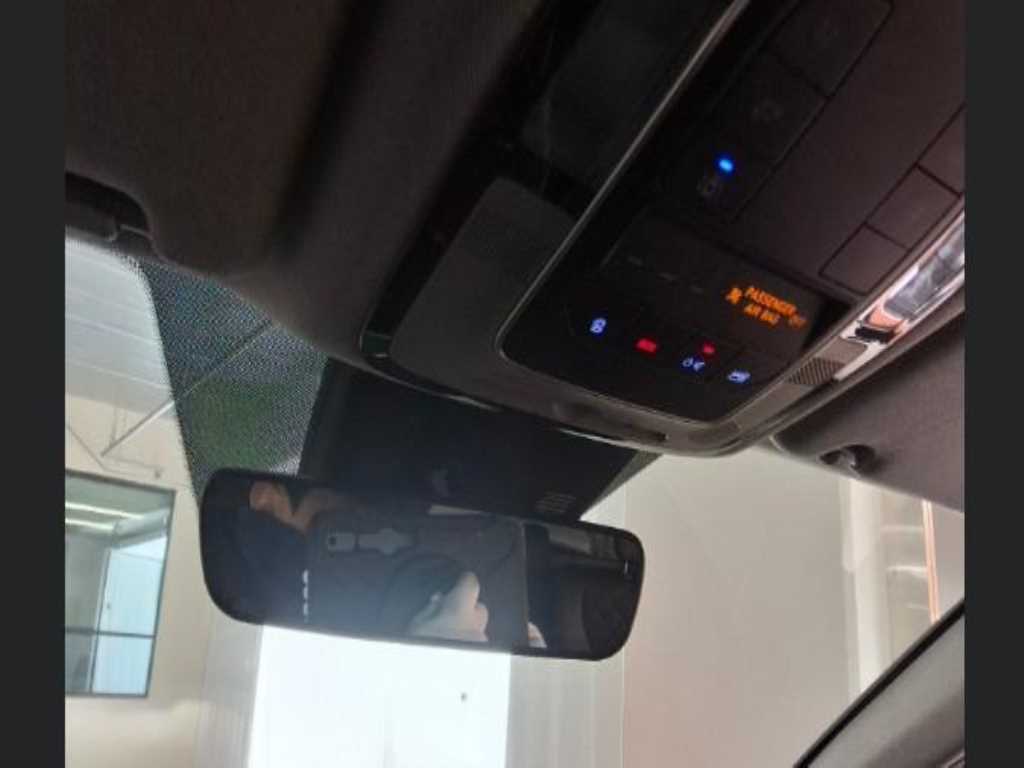 HYUNDAI Santa Fe - Vista 5