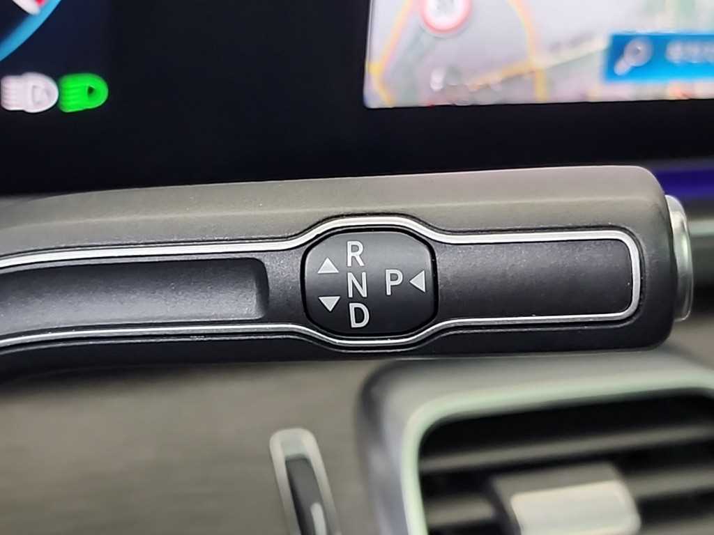 Mercedes Benz GLS Class - Vista 8